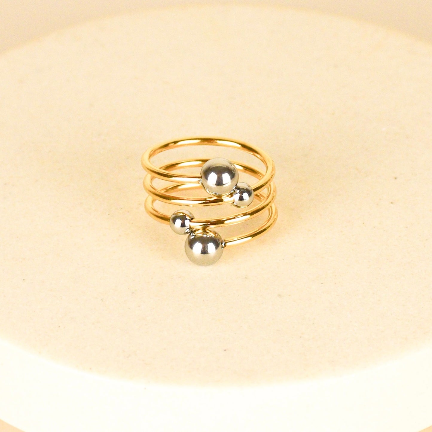 Anillo Espiral Esferas