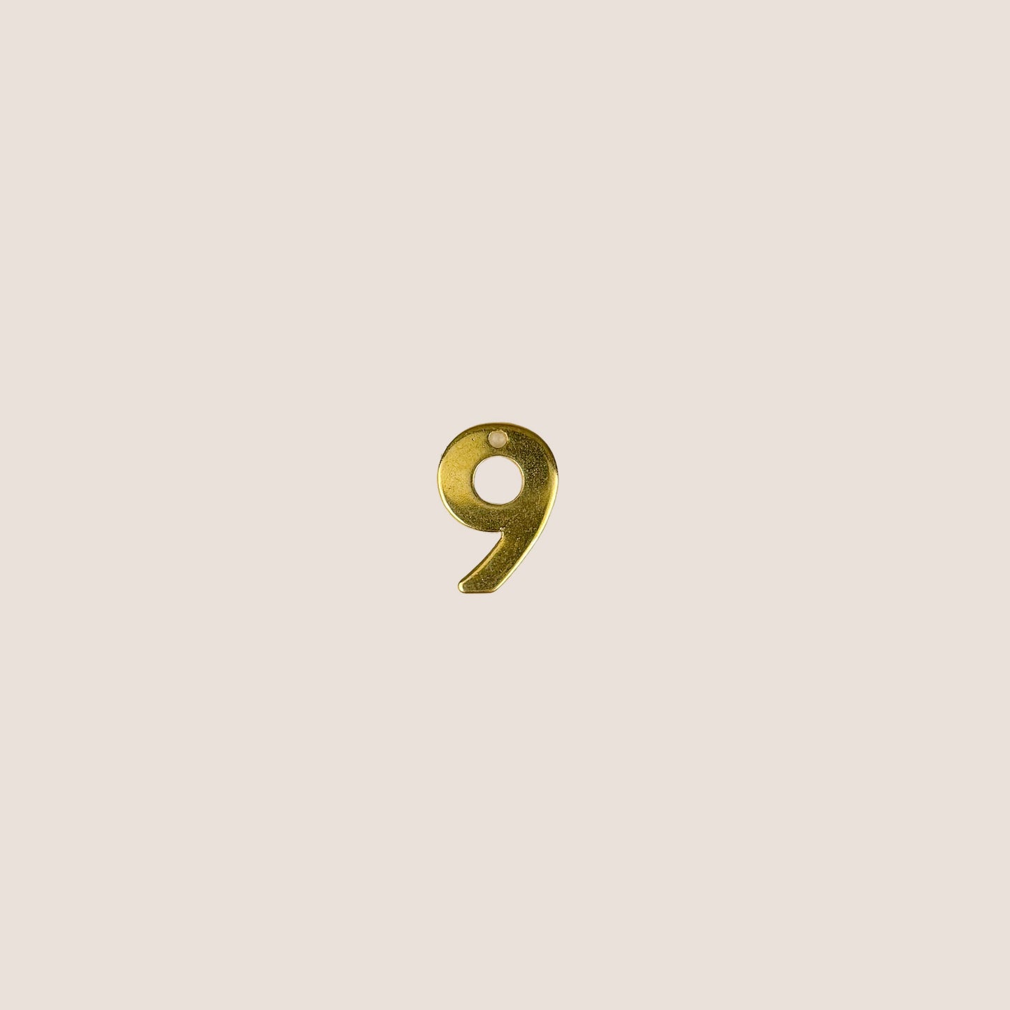 Número 9